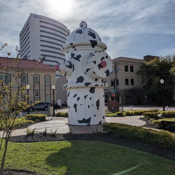 Shelton Plaza - Shelton Plaza, Beaumont - Parks Near Me - Beaumont, Texas Shelton Plaza - Shelton Plaza, Beaumont - Parks Near Me - Beaumont, Texas