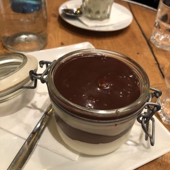 Café Etienne - Tiramisu - Brasseries Near Me - Paris, 75 Café Etienne - Tiramisu - Brasseries Near Me - Paris, 75