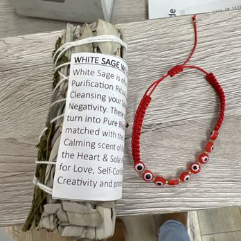 Aura's World - Sage - Supernatural Readings Near Me - Whittier, California
