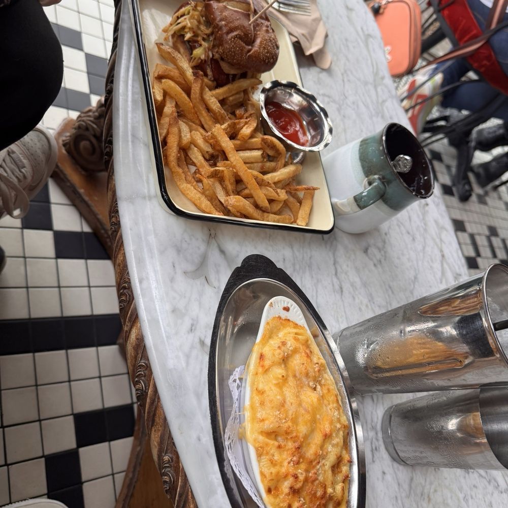 Witches Brew Coffee House - Macaroni & Korean fried "chicken" - Vegan Near Me - West Hempstead, New York Witches Brew Coffee House - Macaroni & Korean fried "chicken" - Vegan Near Me - West Hempstead, New York