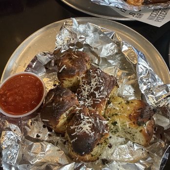 Niccolo Pizzeria - Garlic Knots - Pizza Near Me - New York, New York