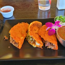 Chalateco - Quesabirria Tacos     so Yummy
