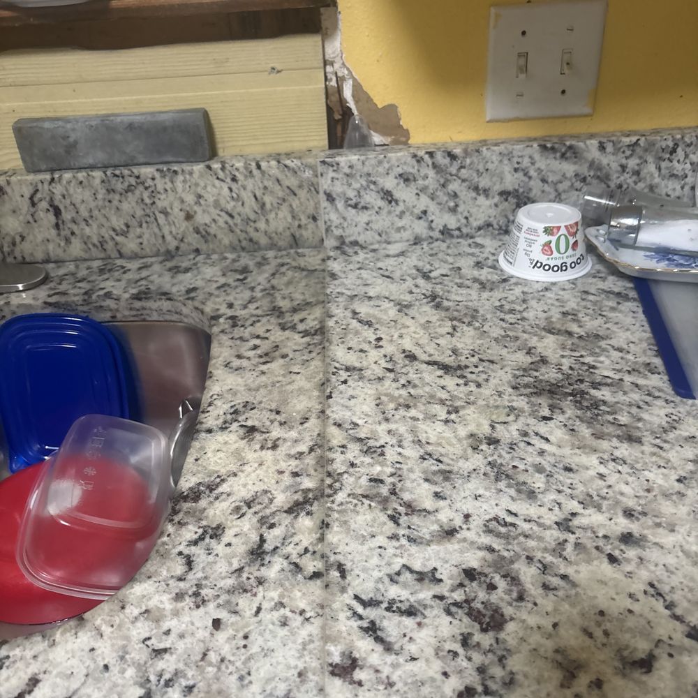 Emerald Coast Granite & Tile - Counter top different color and bad installation. - Kitchen & Bath Near Me - Pensacola, Florida Emerald Coast Granite & Tile - Counter top different color and bad installation. - Kitchen & Bath Near Me - Pensacola, Florida