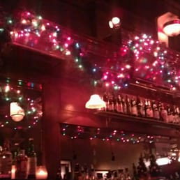 Gotta love the Schlitz globe