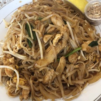 China Town - Chicken Pad Thai - Chinese Near Me - Washington, Michigan