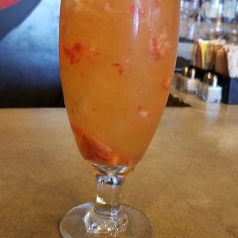 Crave Kitchen and Bar - Southerner lemonade - New American Near Me - El Paso, Texas
