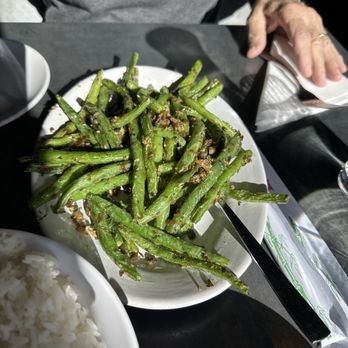DASHI Sichuan Kitchen & Bar - Best ever, tho I usually hate green beans - Szechuan Near Me - San Antonio, Texas DASHI Sichuan Kitchen & Bar - Best ever, tho I usually hate green beans - Szechuan Near Me - San Antonio, Texas