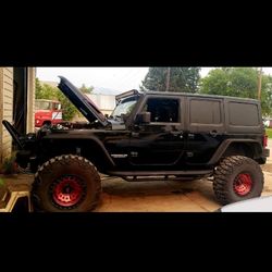 Performance Auto - One of the beautiful jeeps we have had in our shop recently! 
So excited to help more people with vehicle difficulties!