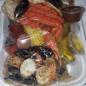 J3 Cajun Seafood - Red Maine bag - Cajun/Creole Near Me - Southaven, Mississippi J3 Cajun Seafood - Red Maine bag - Cajun/Creole Near Me - Southaven, Mississippi