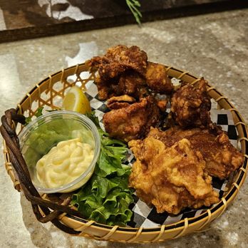 Kamitoku - Fried chicken.  Moist, crunchy - Ramen Near Me - Honolulu, Hawaii