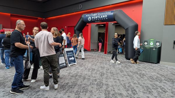 Oregon Convention Center by null