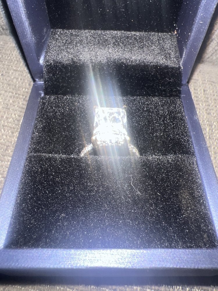 Nathan's Lynnhaven Pawn Shop