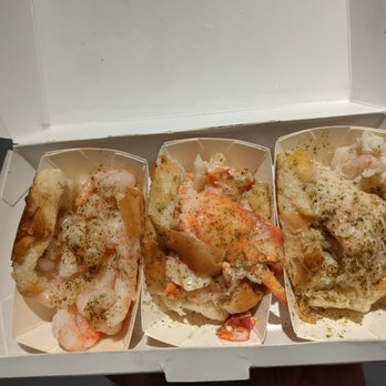 Luke's Lobster Brooklyn Bridge Park - Seafood Near Me - Brooklyn, New York Luke's Lobster Brooklyn Bridge Park - Seafood Near Me - Brooklyn, New York