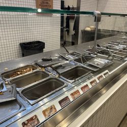 sweetgreen - Healthy Salads, Wraps, and Bowls - Food station