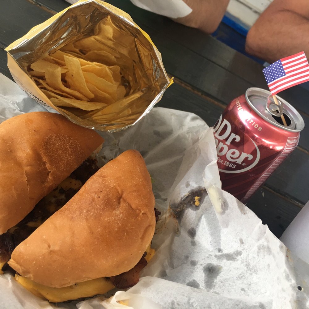 Bubba's Texas Burger Shack - Bacon cheese burger - Burgers Near Me - Houston, Texas Bubba's Texas Burger Shack - Bacon cheese burger - Burgers Near Me - Houston, Texas