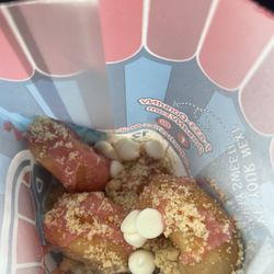 Donut NV - Strawberry Shortcake