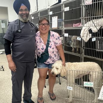 Hawthorne Quality Pet Care - with Dr Singh after Molly's Surgery - Veterinarians Near Me - Lawndale, California Hawthorne Quality Pet Care - with Dr Singh after Molly's Surgery - Veterinarians Near Me - Lawndale, California