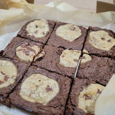 Domino's Pizza by null