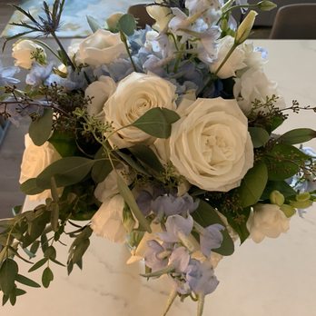 Fleur de Lis Florist - Bouquet - Florists Near Me - Baltimore, Maryland Fleur de Lis Florist - Bouquet - Florists Near Me - Baltimore, Maryland