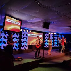 Church On The Move - Auditorium | Worship Team