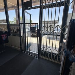 Exterior outside entrance of Pro T-Shirt Outlet - Prevent theft at the entrance/exit - Rialto, California Exterior outside entrance of Pro T-Shirt Outlet - Prevent theft at the entrance/exit - Rialto, California