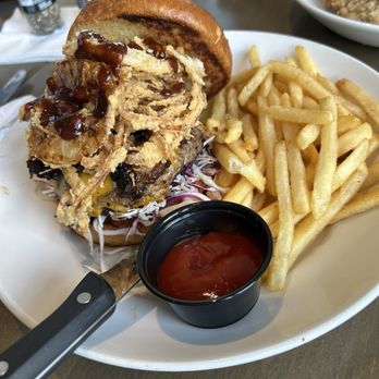 Black Walnut - Pork belly bbq burger - New American Near Me - Houston, Texas Black Walnut - Pork belly bbq burger - New American Near Me - Houston, Texas