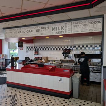 Steak ’n Shake - Ordering kiosks and open kitchen - Burgers Near Me - Auburn Hills, Michigan Steak ’n Shake - Ordering kiosks and open kitchen - Burgers Near Me - Auburn Hills, Michigan