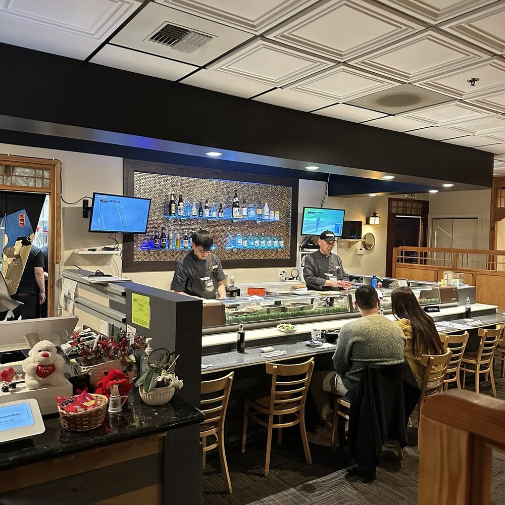 Kazoku - Sushi bar - Sushi Bars Near Me - Edmonds, Washington Kazoku - Sushi bar - Sushi Bars Near Me - Edmonds, Washington