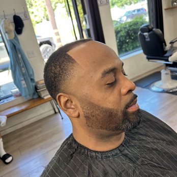 Paradise Barbershop - Another angle of the nice fade - Barbers Near Me - Napa, California Paradise Barbershop - Another angle of the nice fade - Barbers Near Me - Napa, California