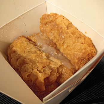 Golden Daisy Restaurant - Bean curd rolls (shin roll). - Dim Sum Near Me - Tukwila, Washington Golden Daisy Restaurant - Bean curd rolls (shin roll). - Dim Sum Near Me - Tukwila, Washington