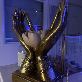 Skin Gallery Spa - Decor. - Skin Care Near Me - Granada Hills, California Skin Gallery Spa - Decor. - Skin Care Near Me - Granada Hills, California