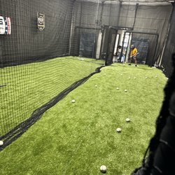 Cage workout .
