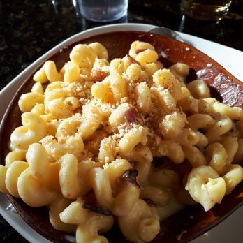 Cliff House Restaurant - Mac n cheese - American Near Me - Stowe, Vermont