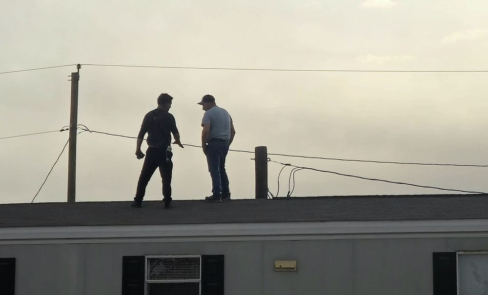 Slide of Atom Contracting