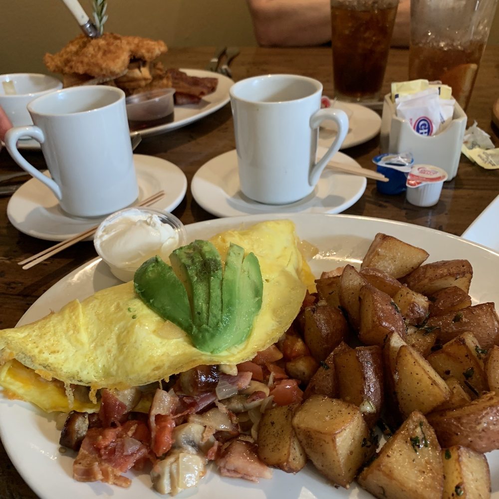 Gino's - Gino's omelet - Italian Near Me - Salinas, California Gino's - Gino's omelet - Italian Near Me - Salinas, California