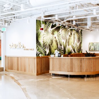 Studio - Reception area - Shared Office Spaces Near Me - Beverly Hills, California