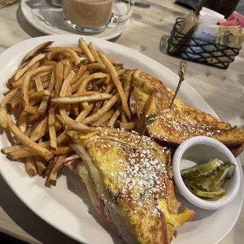 Rusty Pelican Cafe - Monte Cristo sandwich - Cafes Near Me - Edmonds, Washington Rusty Pelican Cafe - Monte Cristo sandwich - Cafes Near Me - Edmonds, Washington