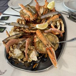 O Portón - Large seafood platter for 4 people