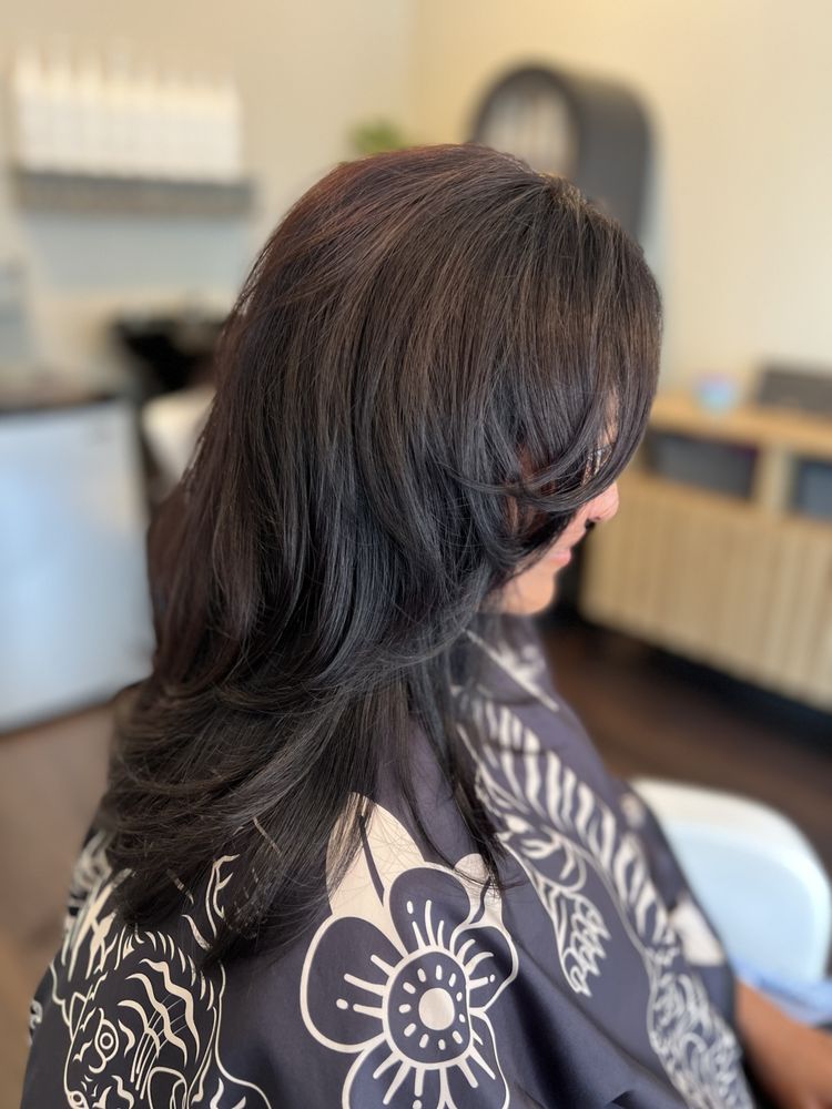 Grateful Head Hair Studio Logo