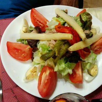 Cafeteria Alcala Pintor Ferrer Cabrera, 3 - Ensalada especial 6,5€ - Coffee & Tea Near Me - Cullera, V