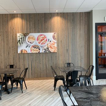 Trufuel - Indoor seating area. - Juice Bars & Smoothies Near Me - Twin Falls, Idaho Trufuel - Indoor seating area. - Juice Bars & Smoothies Near Me - Twin Falls, Idaho