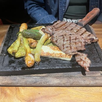 Tlahcos - Carne Asada - Mexican Near Me - Plainfield, Indiana
