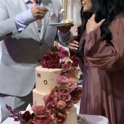 La-zeez Desserts - Our cake