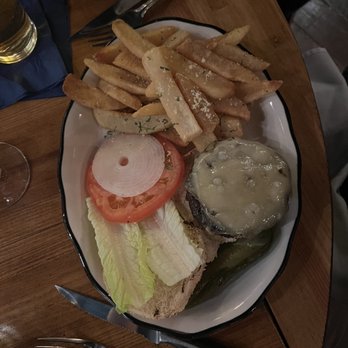 Bacall's - burger - New American Near Me - New York, New York