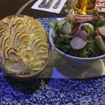 The Old Storehouse - Cottage Pie - Irish Pub Near Me - Dublin, D