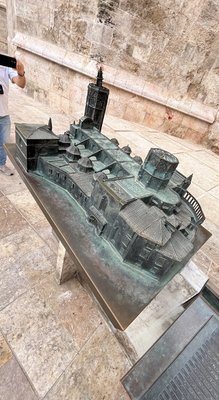 Valencia Cathedral by null