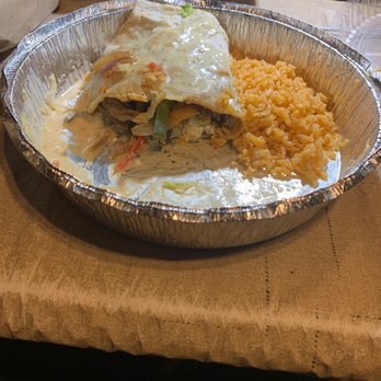 Casa Del Mar II - Burrito fajita. The white cheese sauce on top is super yummy! - Tex-Mex Near Me - Charleston, Illinois Casa Del Mar II - Burrito fajita. The white cheese sauce on top is super yummy! - Tex-Mex Near Me - Charleston, Illinois