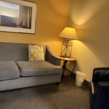 Annapolis Athletic Club - Women's locker room has small seating area lounge. - Sports Clubs Near Me - Annapolis, Maryland