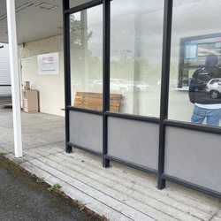Bi-Mart - Outdoor pick up window