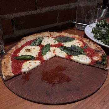 Oven and Shaker - Margherita Pizza - Pizza Near Me - Portland, Oregon